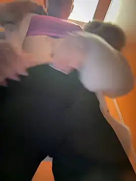 pinkstar  online show from February 16, 2025, 8:43 am