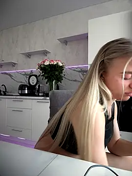 pinkstar  online show from September 20, 2025, 7:09 am