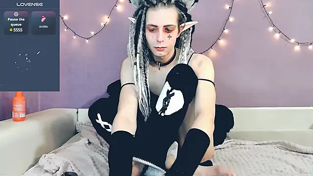 Snapshot of Littlepinkcat chatting on February 18, 2025, 4:37 pm Littlepinkcat online show from February 18, 2025, 4:37 pm