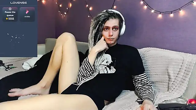 Snapshot of Littlepinkcat chatting on March 17, 2025, 7:48 pm Littlepinkcat online show from March 17, 2025, 7:48 pm