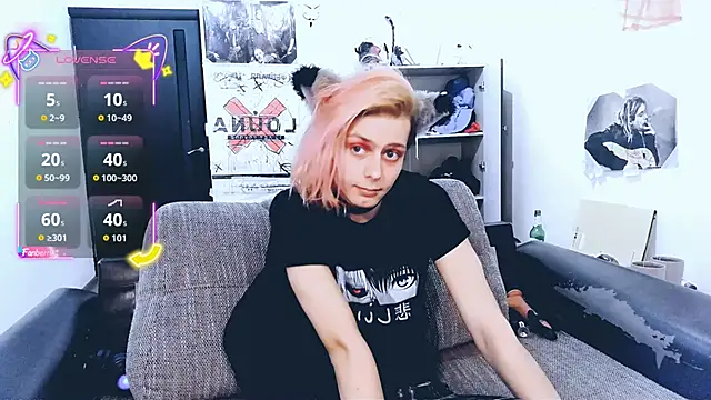 Snapshot of Littlepinkcat chatting on October 9, 2025, 9:29 am Littlepinkcat online show from October 9, 2025, 9:29 am