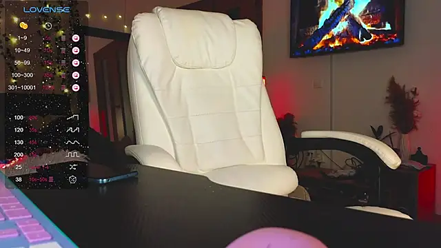 Juliette Sunshine online show from February 7, 2025, 9:58 pm