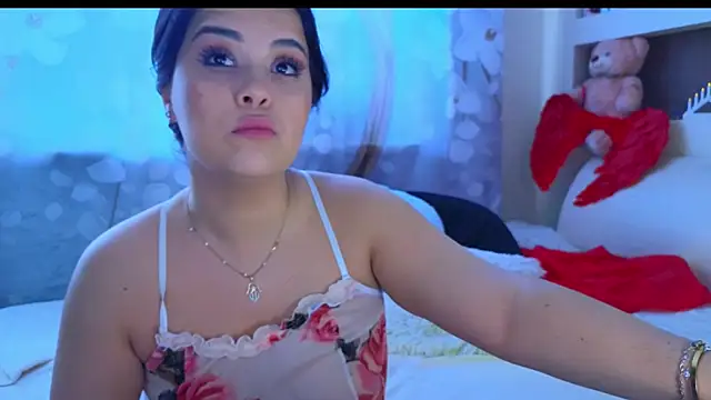 Snapshot of Malika_uAngel chatting on February 21, 2025, 1:11 am Malika uAngel online show from February 21, 2025, 1:11 am