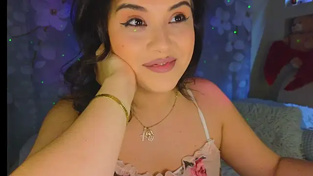 Snapshot of Malika_uAngel chatting on March 8, 2025, 2:45 am Malika uAngel online show from March 8, 2025, 2:45 am