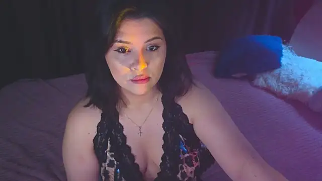 Snapshot of Malika_uAngel chatting on November 27, 2025, 10:01 pm Malika uAngel online show from November 27, 2025, 10:01 pm