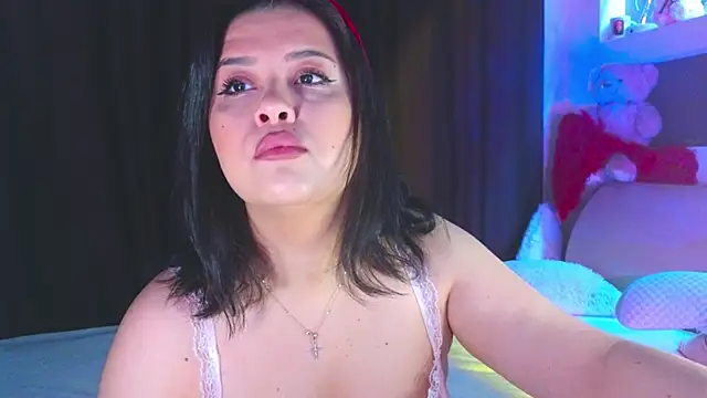 Snapshot of Malika_uAngel chatting on January 8, 2026, 1:19 am Malika uAngel online show from January 8, 2026, 1:19 am