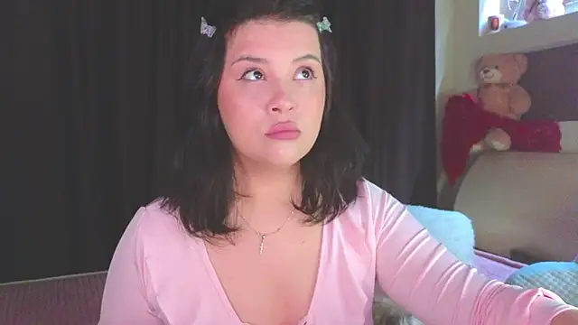 Snapshot of Malika_uAngel chatting on February 10, 2026, 12:48 am Malika uAngel online show from February 10, 2026, 12:48 am