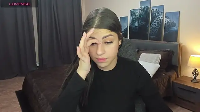 Snapshot of MaryMayson chatting on December 13, 2024, 7:32 pm MaryMayson online show from December 13, 2024, 7:32 pm