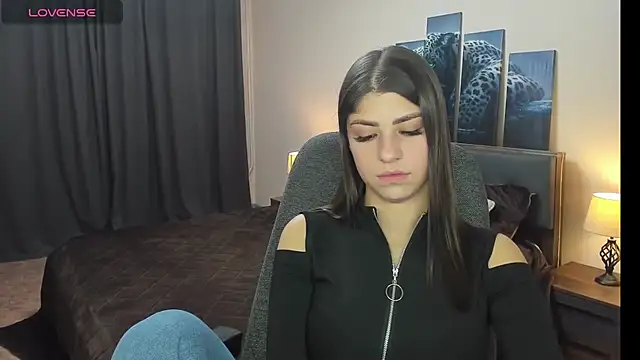 Snapshot of MaryMayson chatting on December 19, 2024, 7:29 pm MaryMayson online show from December 19, 2024, 7:29 pm