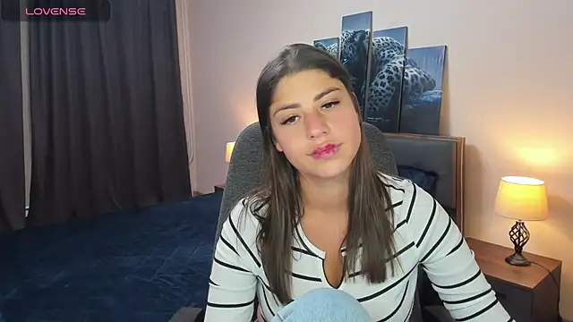 Snapshot of MaryMayson chatting on February 19, 2025, 4:00 pm MaryMayson online show from February 19, 2025, 4:00 pm