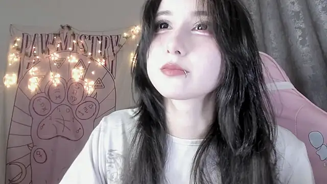 Holy420lolii online show from September 29, 2025, 2:55 pm