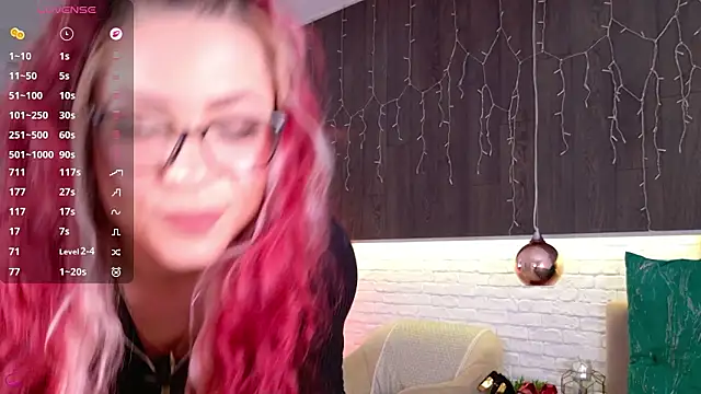 Snapshot of CindeFucknRella chatting on February 9, 2026, 5:55 am CindeFucknRella online show from February 9, 2026, 5:55 am