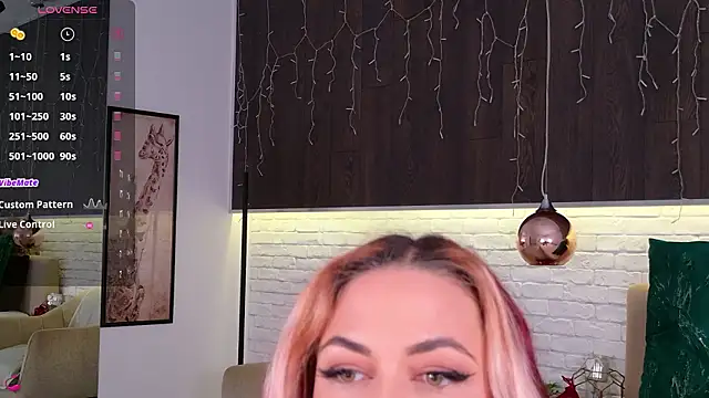 Snapshot of CindeFucknRella chatting on February 24, 2026, 7:28 am CindeFucknRella online show from February 24, 2026, 7:28 am