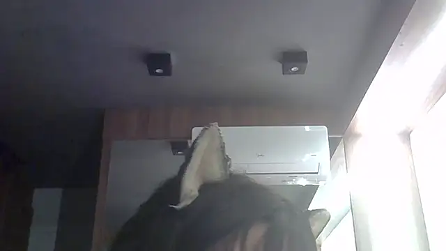 Skinny-Kitten online show from May 8, 2026, 3:17 pm