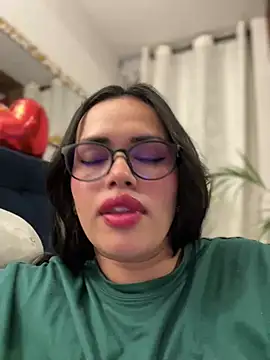 andra rose online show from February 5, 2025, 11:06 pm