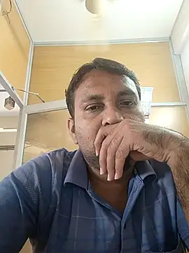 adicma123 online show from November 14, 2025, 7:07 am