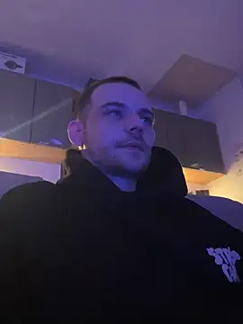 Z1uk online show from February 5, 2026, 1:21 am