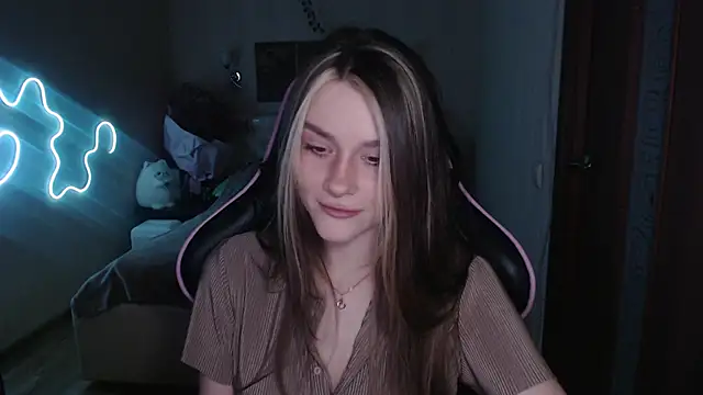 Snapshot of jeann_elsaa chatting on January 25, 2025, 4:13 am jeann elsaa online show from January 25, 2025, 4:13 am