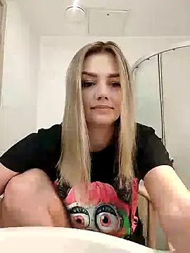 Snapshot of KrissSexi chatting on February 14, 2025, 7:17 am KrissSexi online show from February 14, 2025, 7:17 am