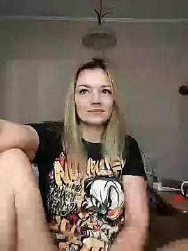 Snapshot of KrissSexi chatting on February 21, 2025, 1:11 pm KrissSexi online show from February 21, 2025, 1:11 pm