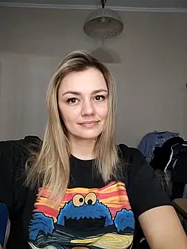 Snapshot of KrissSexi chatting on February 24, 2025, 4:36 pm KrissSexi online show from February 24, 2025, 4:36 pm