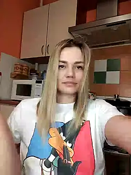 Snapshot of KrissSexi chatting on March 5, 2025, 9:04 pm KrissSexi online show from March 5, 2025, 9:04 pm