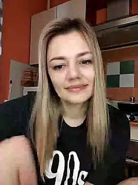 Snapshot of KrissSexi chatting on March 8, 2025, 4:34 am KrissSexi online show from March 8, 2025, 4:34 am