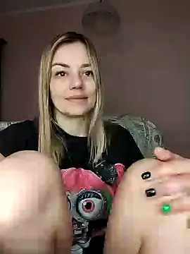 Snapshot of KrissSexi chatting on March 10, 2025, 5:22 am KrissSexi online show from March 10, 2025, 5:22 am