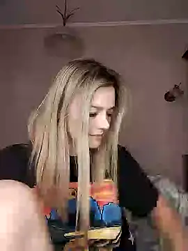 Snapshot of KrissSexi chatting on March 12, 2025, 9:02 am KrissSexi online show from March 12, 2025, 9:02 am