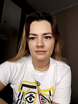 Snapshot of KrissSexi chatting on October 25, 2025, 5:59 am KrissSexi online show from October 25, 2025, 5:59 am