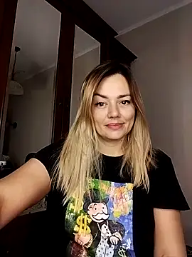 Snapshot of KrissSexi chatting on October 26, 2025, 4:46 pm KrissSexi online show from October 26, 2025, 4:46 pm