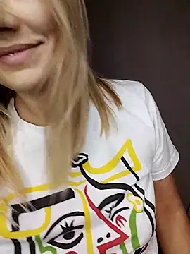 Snapshot of KrissSexi chatting on October 27, 2025, 5:55 am KrissSexi online show from October 27, 2025, 5:55 am