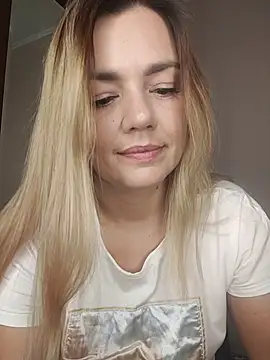 Snapshot of KrissSexi chatting on October 29, 2025, 5:53 am KrissSexi online show from October 29, 2025, 5:53 am