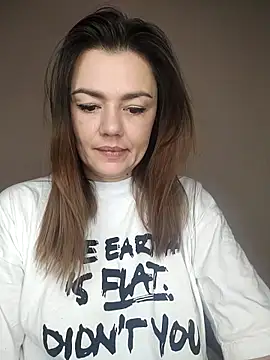 Snapshot of KrissSexi chatting on February 7, 2026, 6:50 am KrissSexi online show from February 7, 2026, 6:50 am