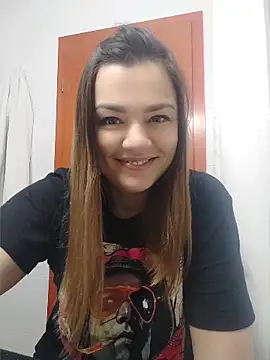 KrissSexi online show from May 11, 2026, 5:02 am