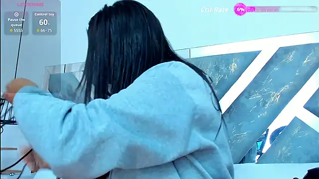 ZiaCalifa online show from November 28, 2025, 11:46 am