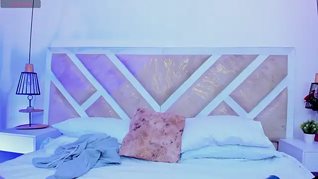 ZiaCalifa online show from February 22, 2026, 12:15 pm