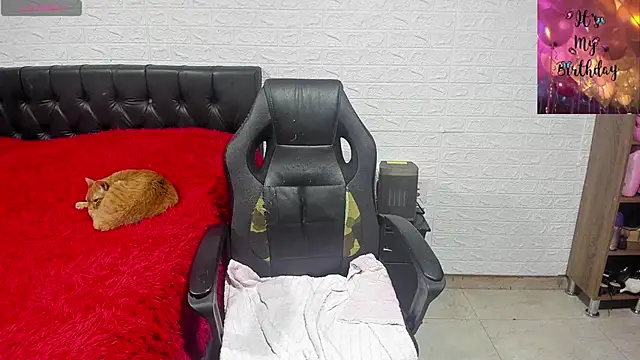 lauren ashlee online show from February 1, 2025, 1:51 pm