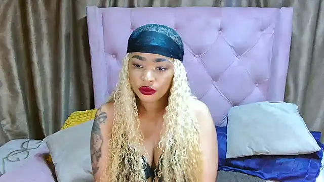 AFRICANGODDESSXXX online show from September 27, 2025, 9:42 pm