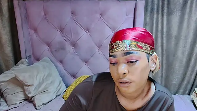 AFRICANGODDESSXXX online show from November 17, 2025, 9:42 pm