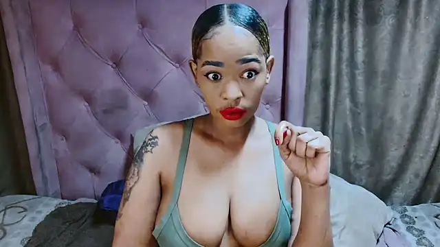AFRICANGODDESSXXX online show from November 21, 2025, 11:03 pm