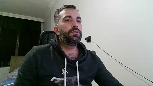 tgltplsr online show from February 4, 2025, 10:55 pm