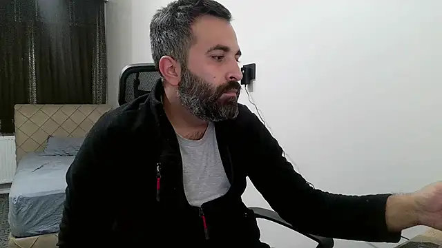 tgltplsr online show from November 4, 2025, 9:36 pm