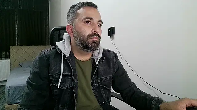 tgltplsr online show from November 10, 2025, 2:43 am