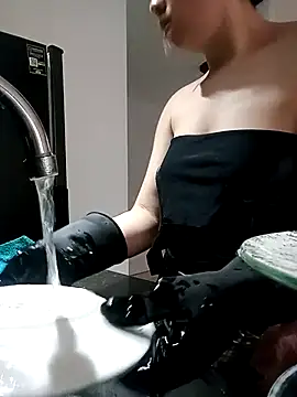 Snapshot of alix692 chatting on November 18, 2025, 7:40 pm alix692 online show from November 18, 2025, 7:40 pm