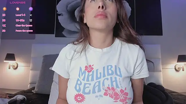 Snapshot of lena_banks chatting on February 21, 2025, 8:27 pm lena banks online show from February 21, 2025, 8:27 pm