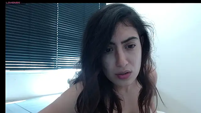 MIYESSI online show from February 19, 2025, 7:38 pm