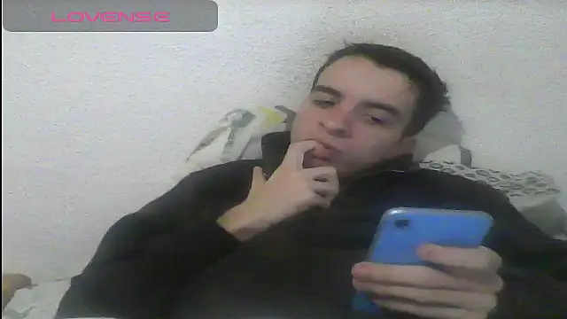 Tombgy07 online show from December 21, 2024, 8:43 pm