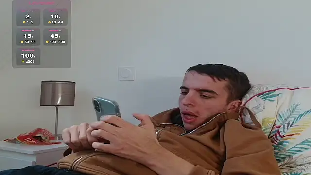 Tombgy07 online show from November 20, 2025, 2:39 pm