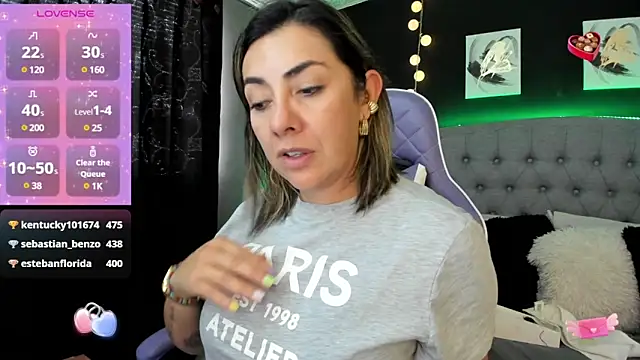 Snapshot of Isabella_lt chatting on February 6, 2025, 8:23 pm Isabella lt online show from February 6, 2025, 8:23 pm